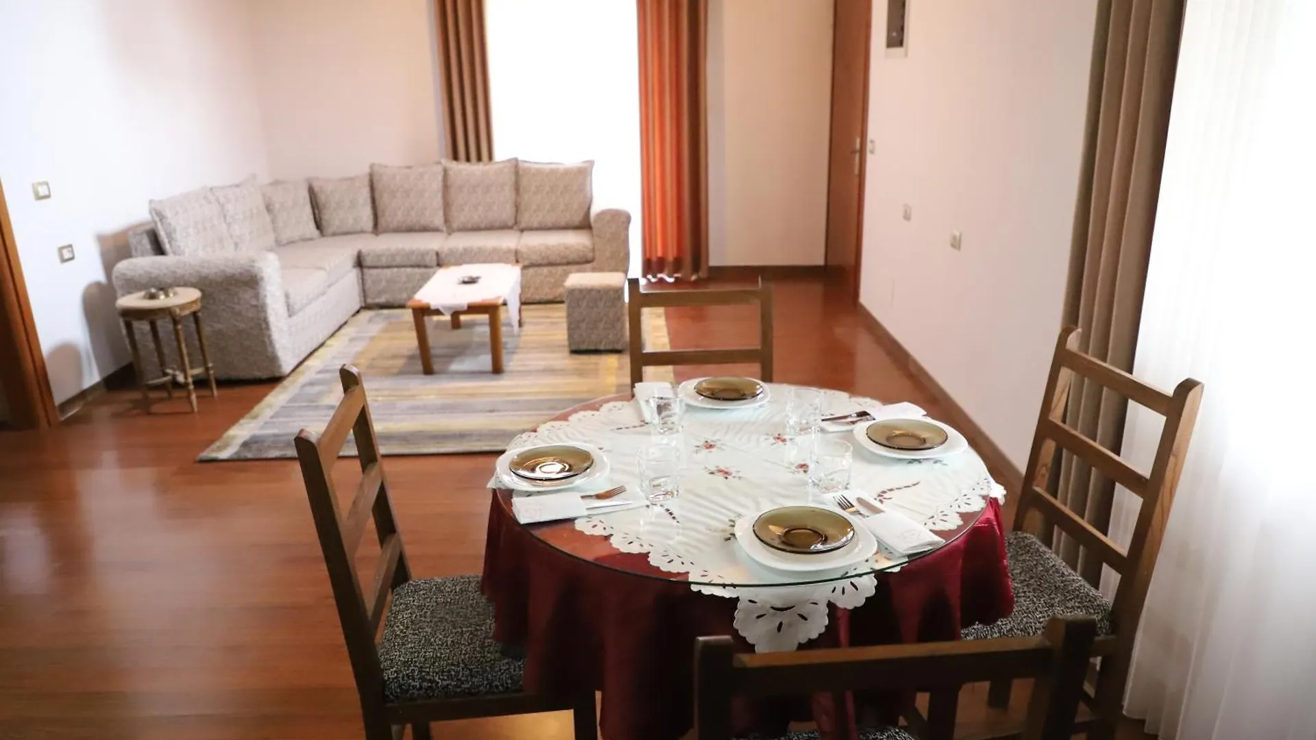 Vila Mulliri Gjeroven Берат Гостевой дом